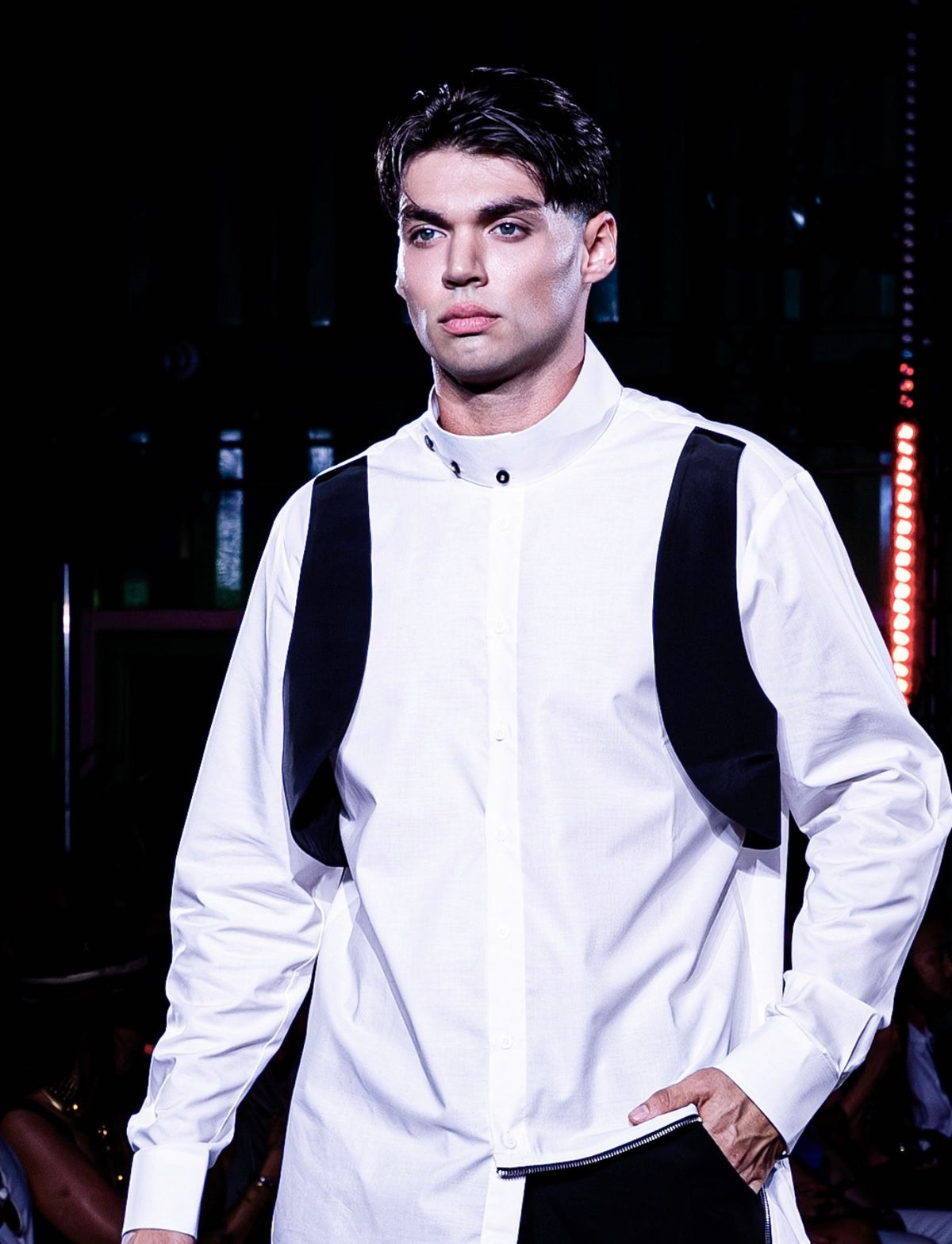 WON Asymmetrical Zip-Hem Shirt White