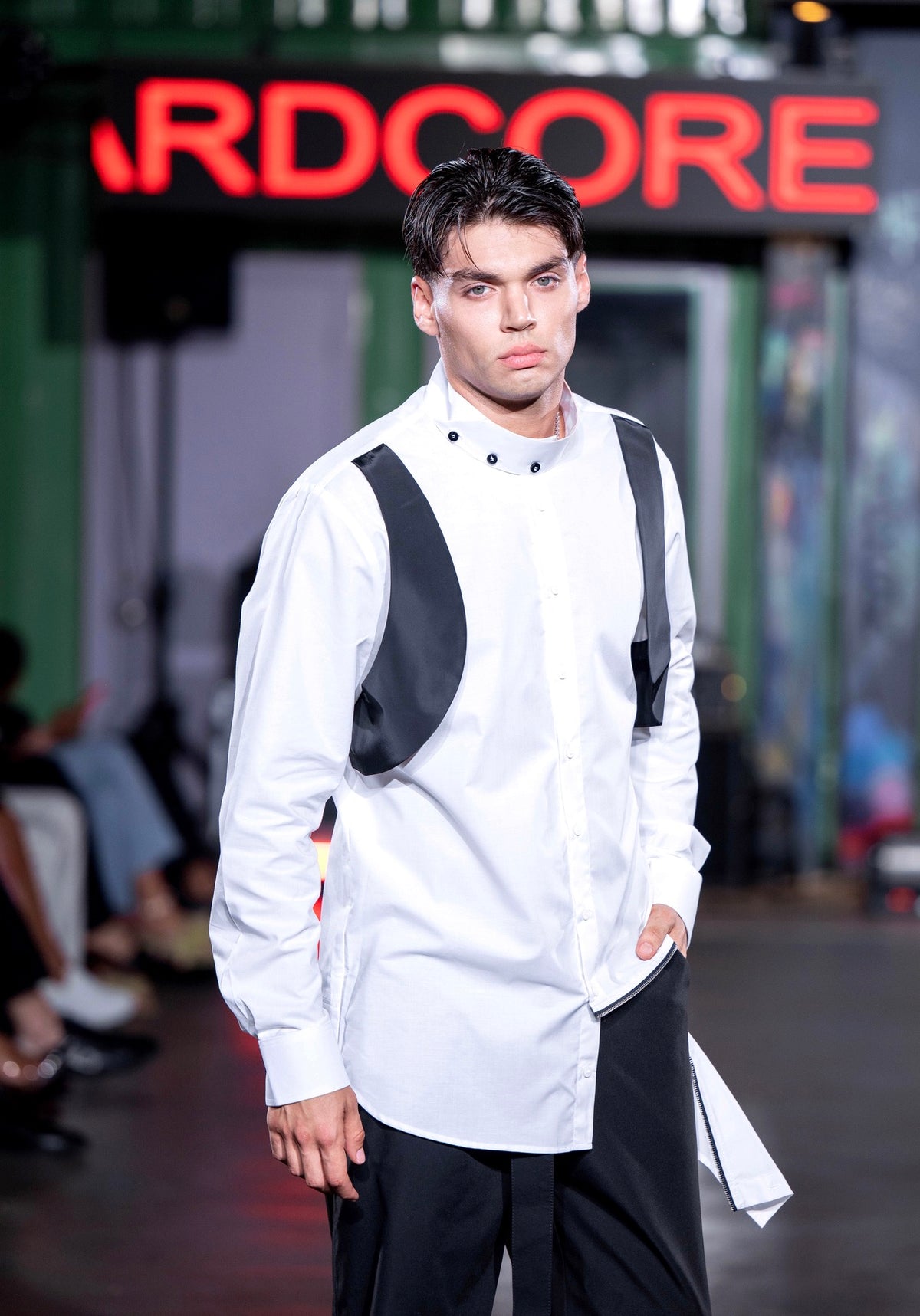 WON Asymmetrical Zip-Hem Shirt White