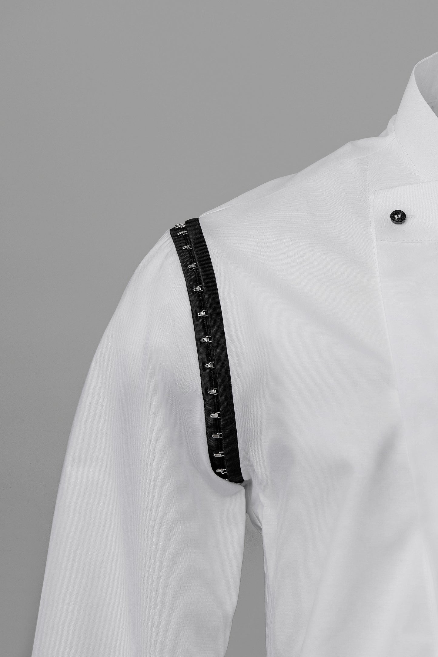KY Asymmetrical High-Collar White Shirt