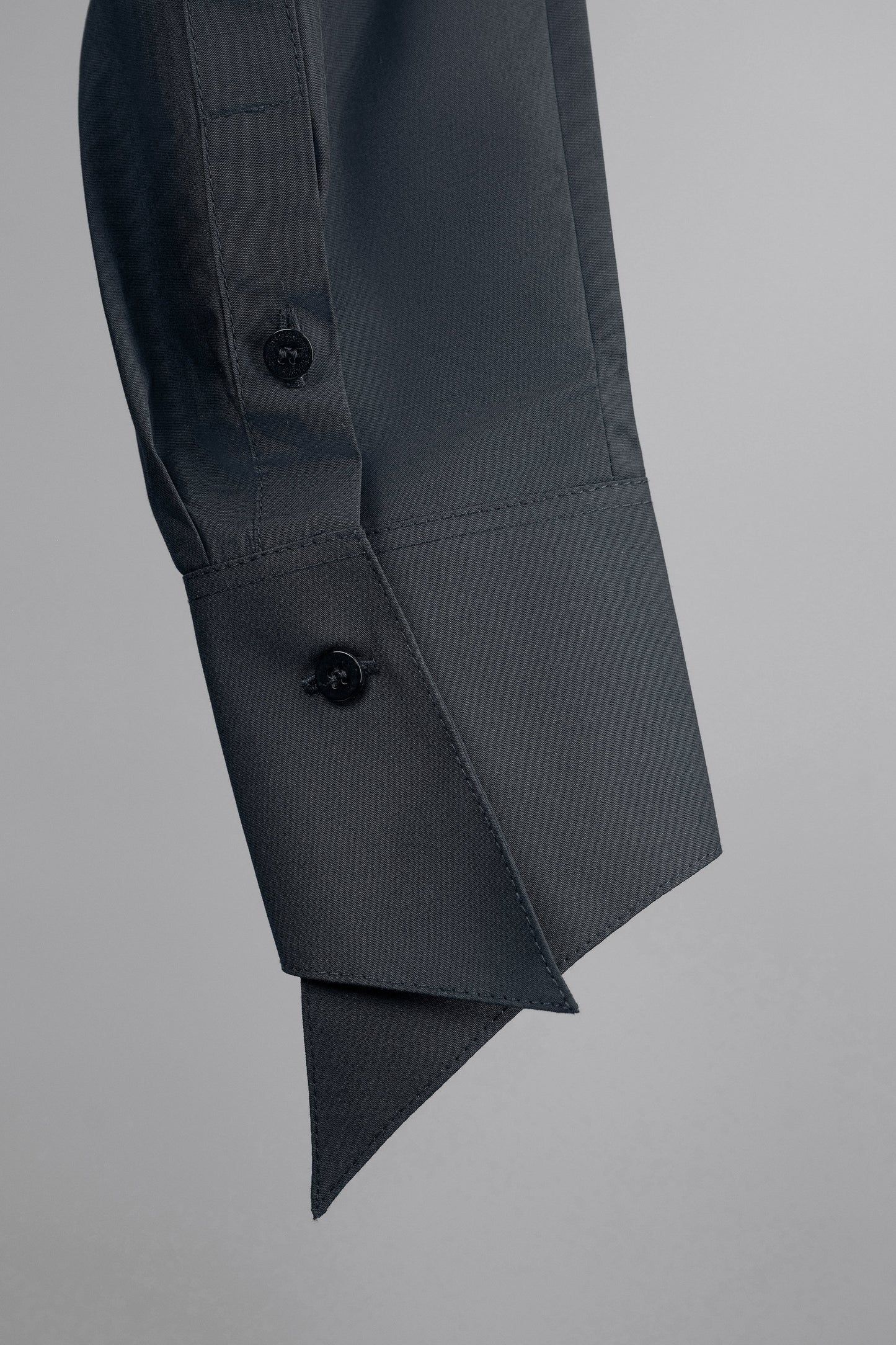 Meguro Black Shirt